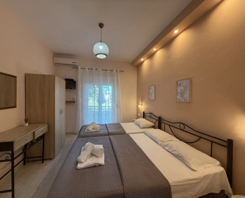 Room 02 | Maria Kiparissi Rooms | Vrasna Beach Room 02 | Maria Kiparissi Rooms | Vrasna Beach