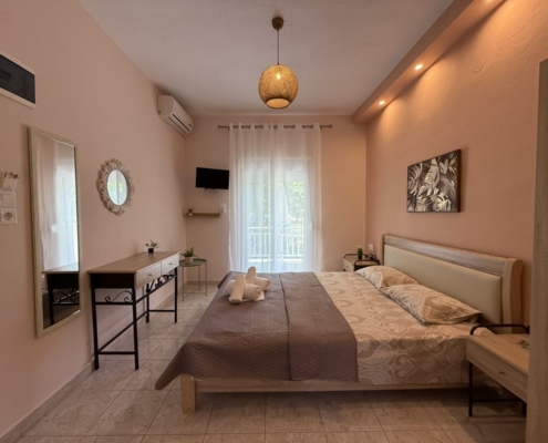 Room 04 | Maria Kiparissi Rooms | Vrasna Beach Room 04 | Maria Kiparissi Rooms | Vrasna Beach