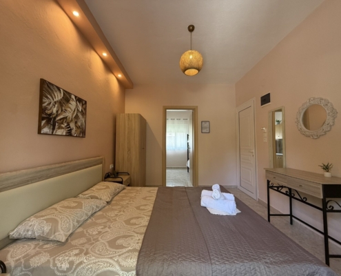 Room 04 | Maria Kiparissi Rooms | Vrasna Beach Room 04 | Maria Kiparissi Rooms | Vrasna Beach